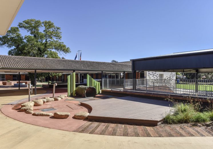 Dubbo School - erbas