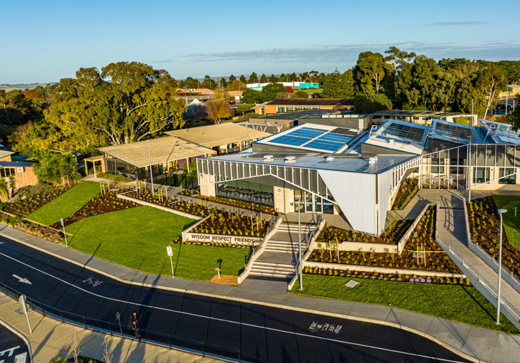 Kardinia International College
