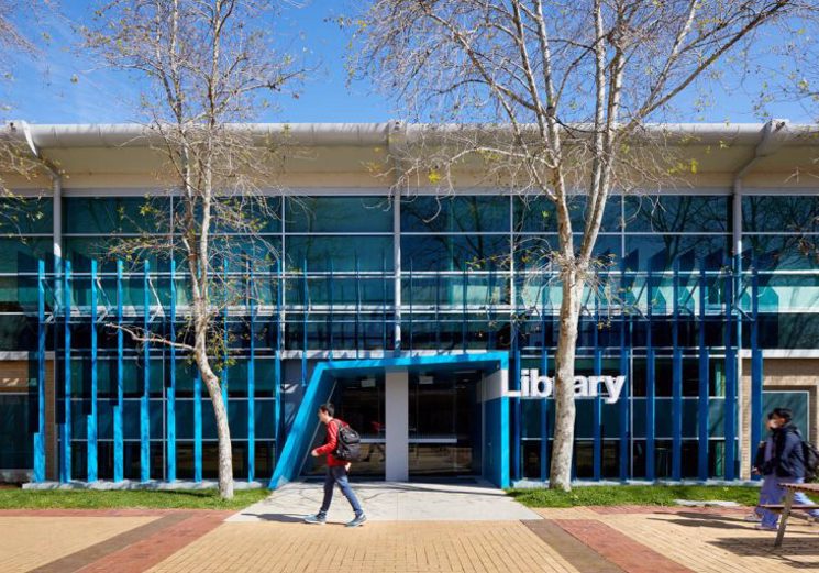 Spowers Holmesglenlibrary Chadstone ©Tatjanaplitt 57A9322 768X512 - erbas